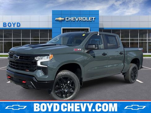 New 2026 Chevrolet Silverado 1500 LT Trail Boss w/ Convenience Package II AWD/4WD image 1