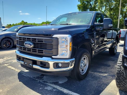 Used 2024 Ford F350 XL w/ 360-Degree Camera Package RWD image 3