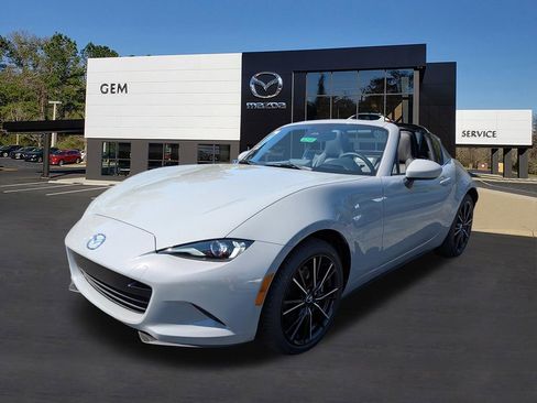 New 2026 MAZDA MX-5 Miata RF Grand Touring image 8