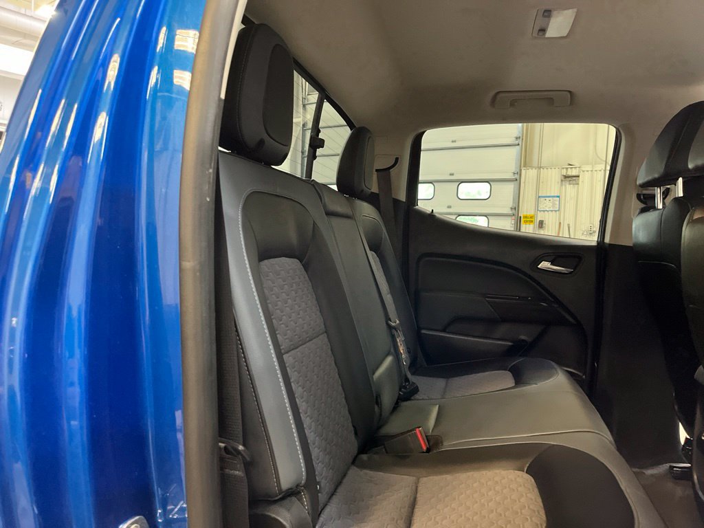 Used 2020 Chevrolet Colorado Z71 AWD/4WD image 30