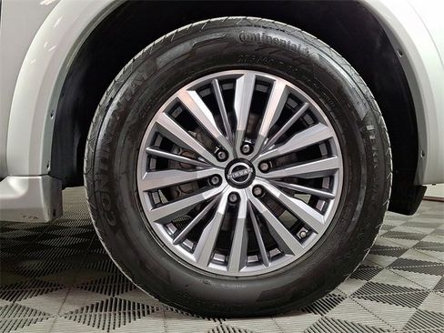 Used 2022 Nissan Armada SL w/ Captain's Chairs Package image 11