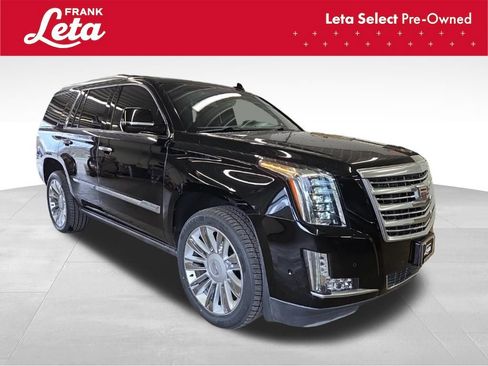 Used 2018 Cadillac Escalade Platinum image 9