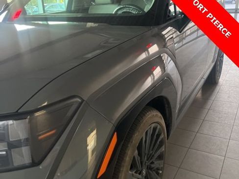 Used 2024 Hyundai Santa Fe Calligraphy image 2