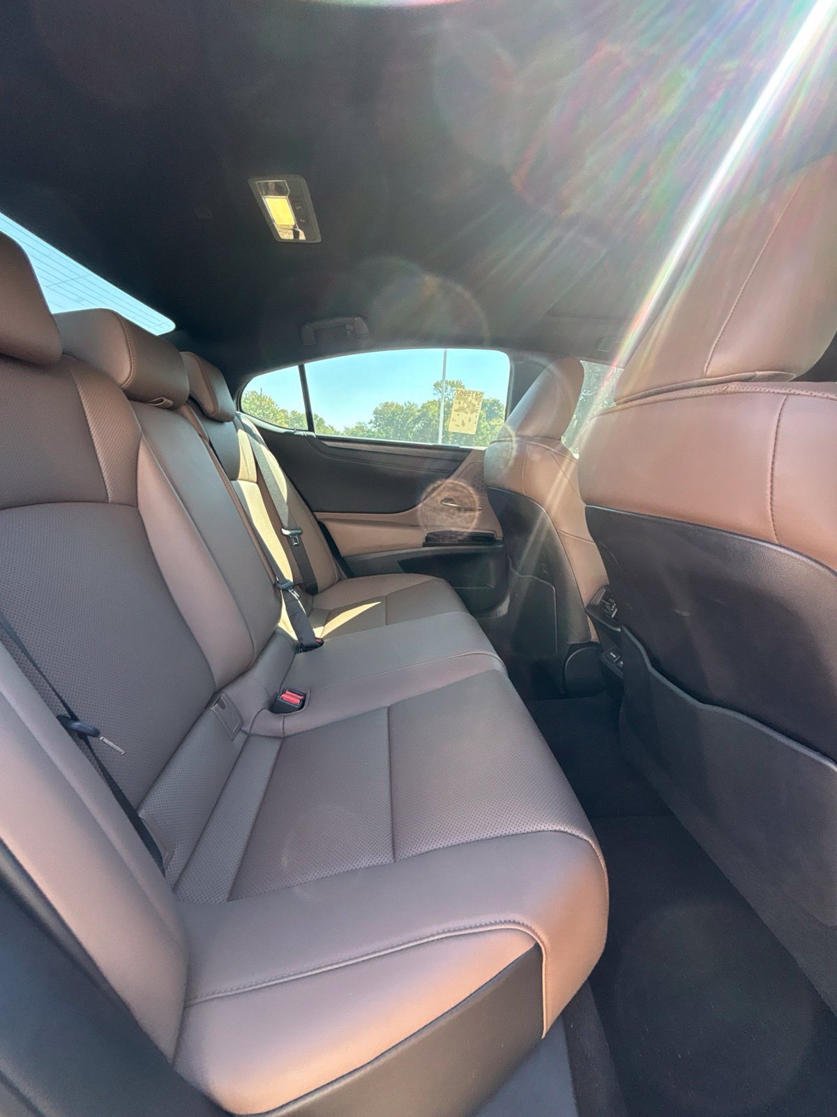 Used 2024 Lexus ES 350 w/ Premium Package FWD image 14