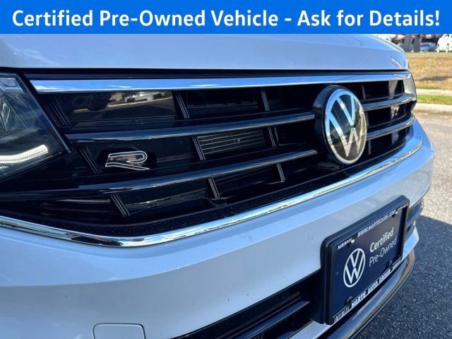 Used 2023 Volkswagen Tiguan SE R-Line AWD/4WD image 25