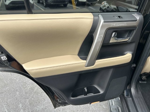 Used 2022 Toyota 4Runner SR5 Premium w/ Moonroof Package AWD/4WD image 20