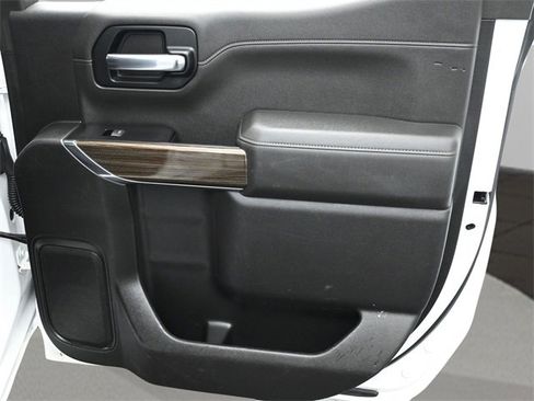 Used 2019 Chevrolet Silverado 1500 RST w/ All-Star Edition image 16