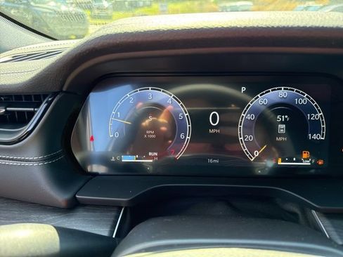 New 2026 Jeep Grand Cherokee Altitude AWD/4WD image 35