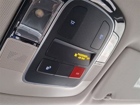 Certified 2025 Hyundai Tucson SE image 21