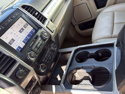 Used 2021 Ford F450 Lariat w/ Lariat Ultimate Package image 21