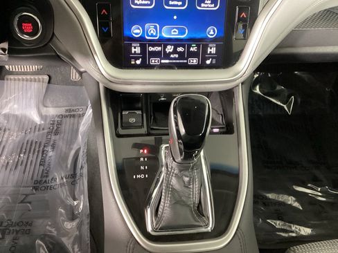 Used 2020 Subaru Outback Premium image 24