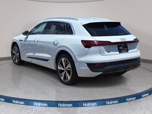 Used 2024 Audi Q8 e-tron Premium Plus w/ Premium Plus Package AWD/4WD image 8