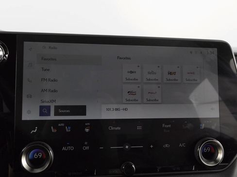 Used 2023 Lexus RX 500h F Sport image 26