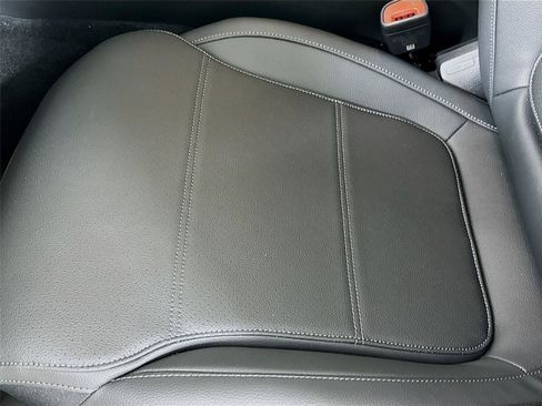 Certified 2026 Mercedes-Benz C 300 4MATIC Sedan image 24