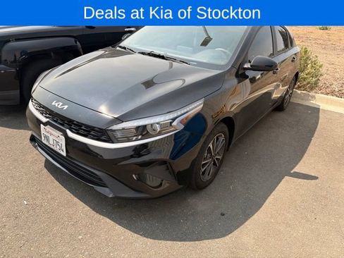 Certified 2024 Kia Forte LXS FWD image 1