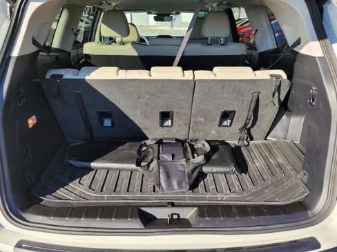 Used 2024 Subaru Ascent Limited image 19