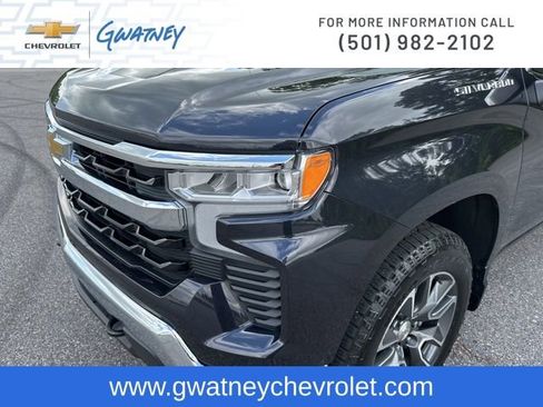 Used 2023 Chevrolet Silverado 1500 LT AWD/4WD image 14