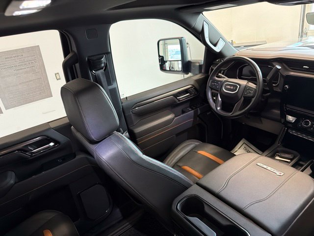 Used 2025 GMC Sierra 2500 AT4 w/ AT4 Premium Plus Package AWD/4WD image 36