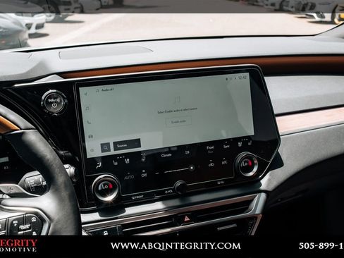 Used 2026 Lexus RX 450h AWD w/ Convenience Package image 32