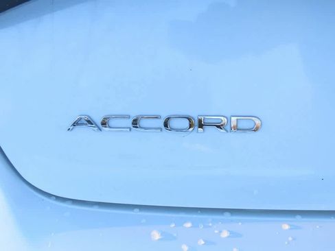 Certified 2023 Honda Accord EX image 7