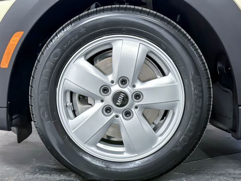 Used 2022 MINI Cooper 2-Door Hardtop FWD image 26