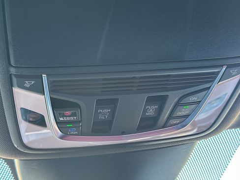 Used 2023 Acura MDX Type S image 25