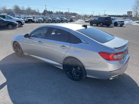 Used 2022 Honda Accord Sport image 6