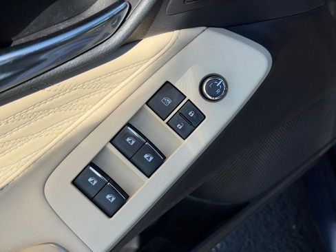 Used 2020 Toyota Avalon Limited w/ Advanced Safety Package FWD image 17