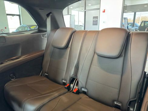 Used 2021 Mercedes-Benz GLS 450 4MATIC w/ Warmth & Comfort Package image 26