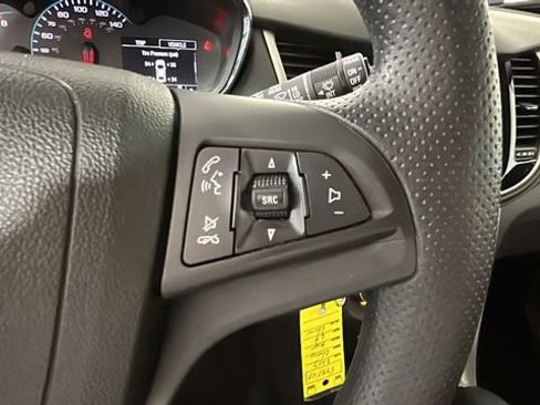 Used 2017 Chevrolet Trax LS FWD image 17