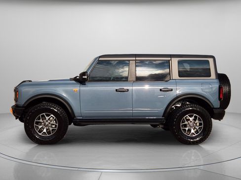 Used 2024 Ford Bronco Badlands AWD/4WD image 2