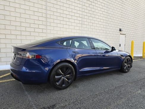 Used 2021 Tesla Model S Plaid image 8
