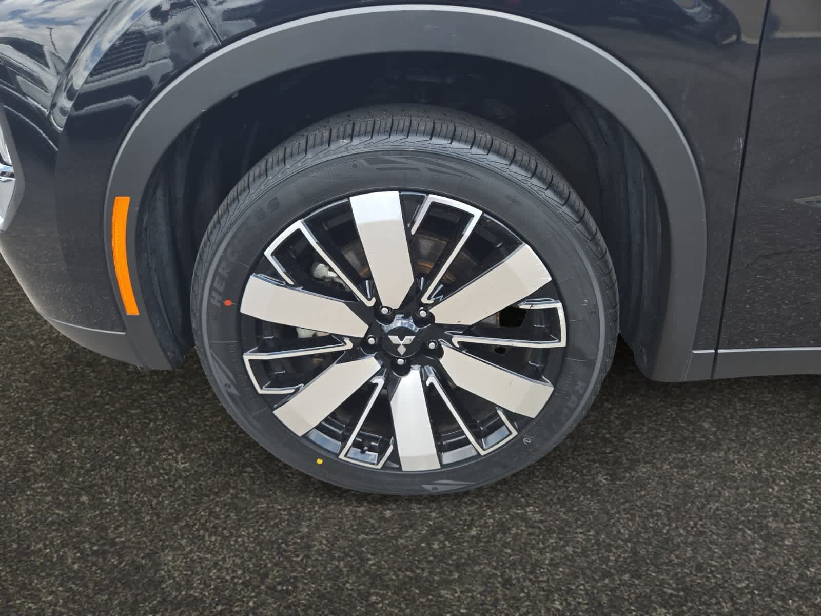 Used 2025 Mitsubishi Outlander SE AWD/4WD image 14