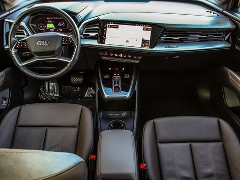 Used 2023 Audi Q4 e-tron Premium Plus w/ Premium Plus image 37