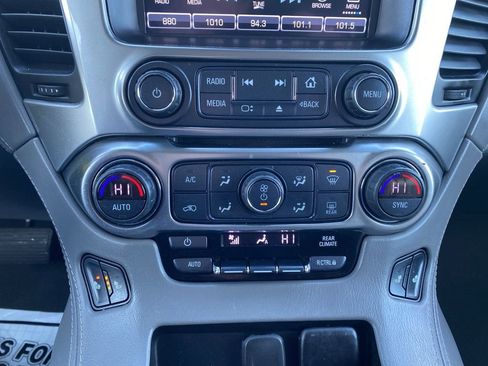 Used 2019 Chevrolet Suburban LT w/ Max Trailering Package image 19