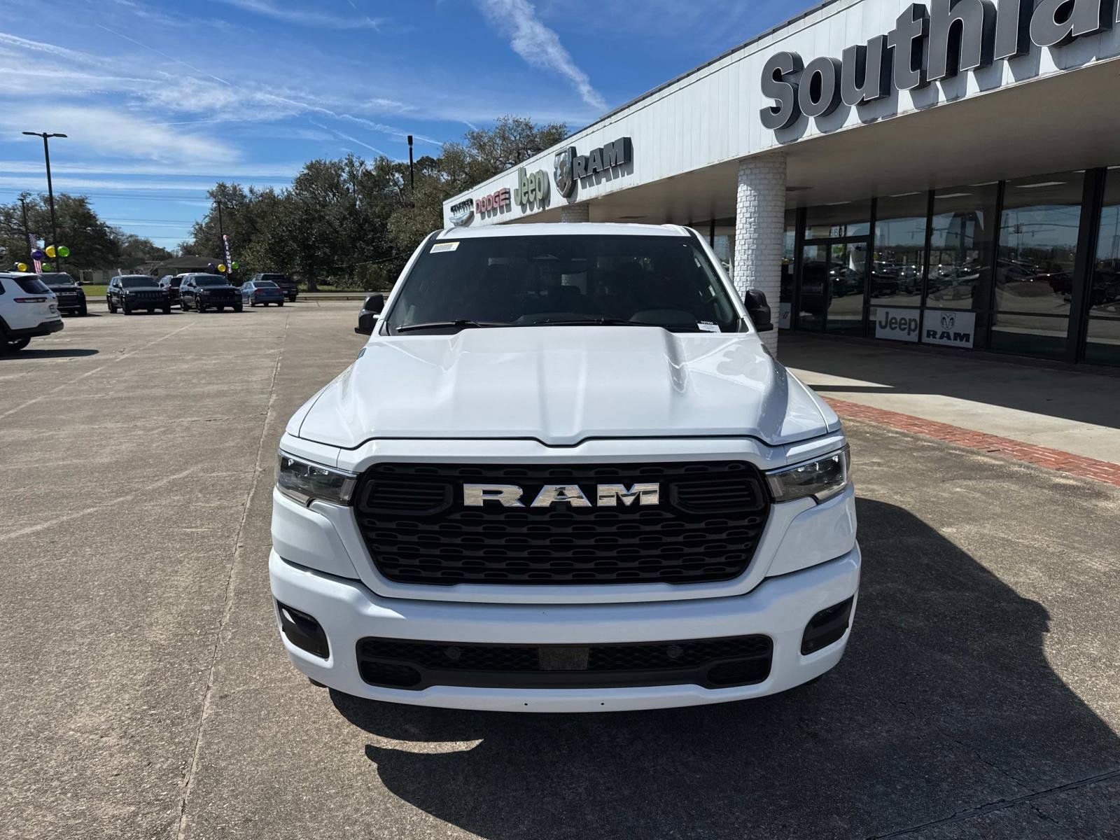 Used 2025 RAM 1500 Big Horn AWD/4WD image 2