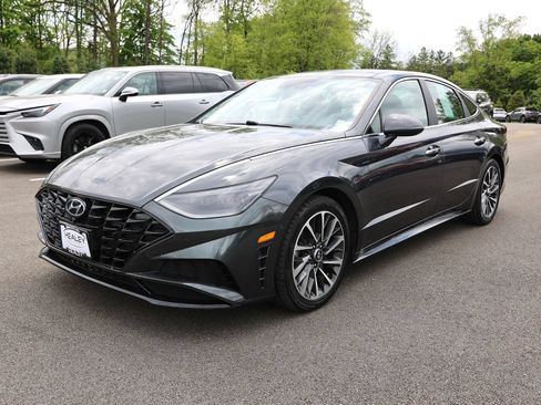 Used 2020 Hyundai Sonata Limited FWD image 3