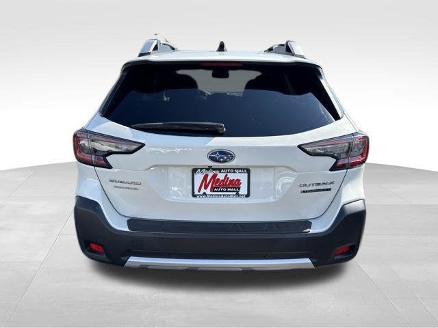 Used 2025 Subaru Outback Touring XT AWD/4WD image 6