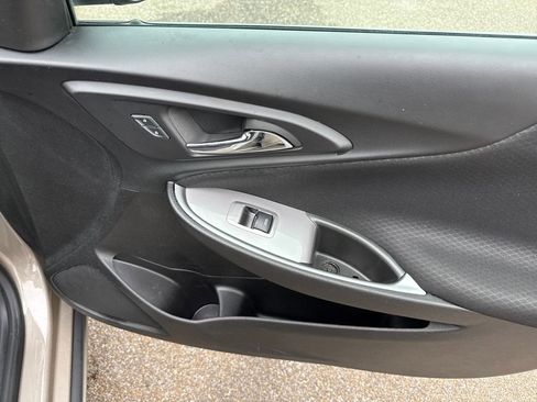 Used 2024 Chevrolet Malibu LT image 29