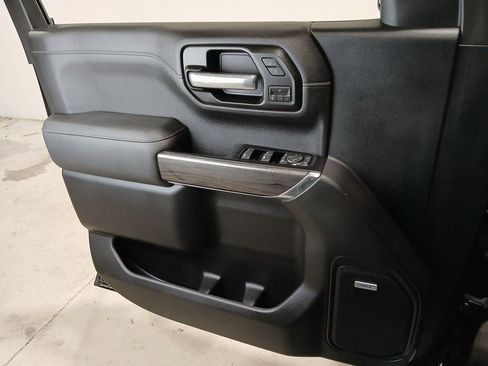 Certified 2019 Chevrolet Silverado 1500 LTZ w/ LTZ Plus Package image 33