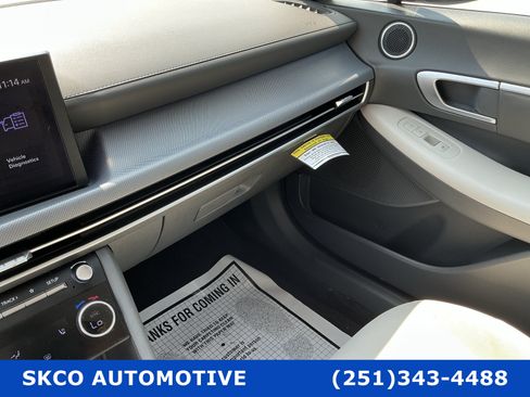 Used 2025 Hyundai Sonata SEL FWD image 24