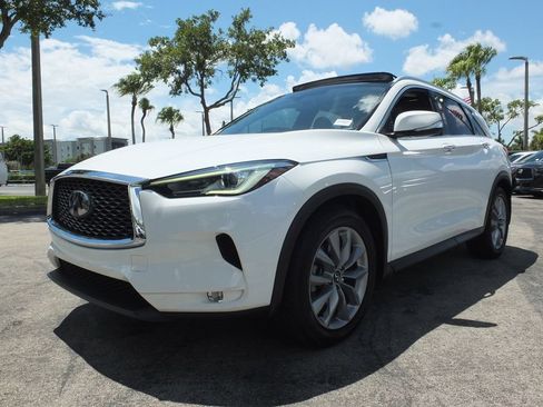 Used 2021 INFINITI QX50 Luxe FWD image 14