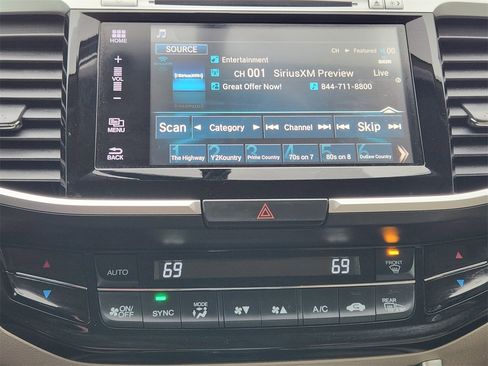 Used 2016 Honda Accord EX-L image 18