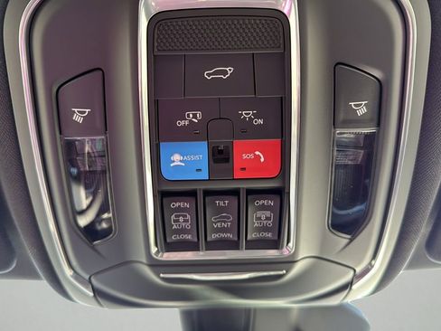 New 2026 Jeep Grand Cherokee L Limited AWD/4WD image 39