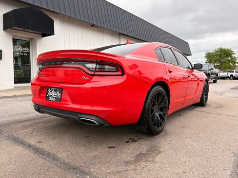 Used 2016 Dodge Charger R/T RWD image 7