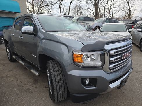 Used 2018 GMC Canyon SLT w/ Driver Alert Package image 12