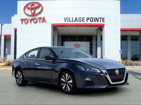 Used 2022 Nissan Altima 2.5 SV image 7