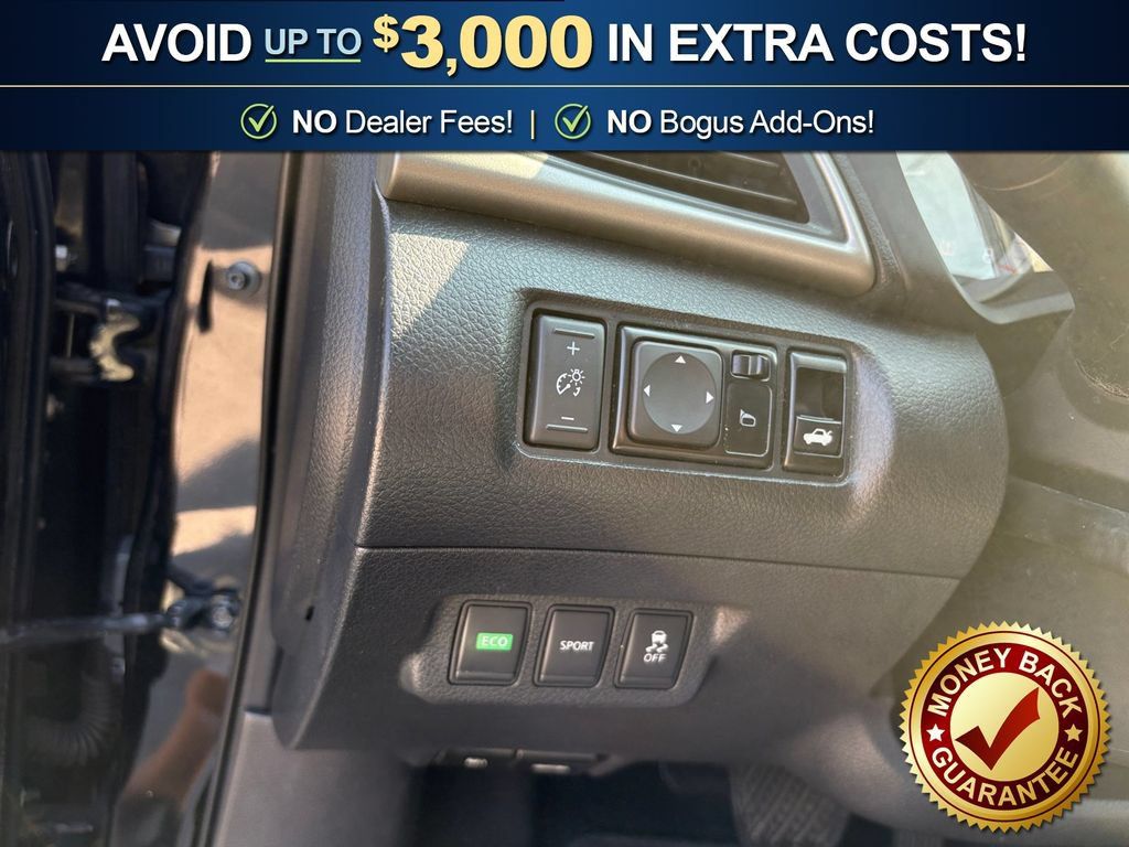 Used 2015 Nissan Sentra SV FWD image 28