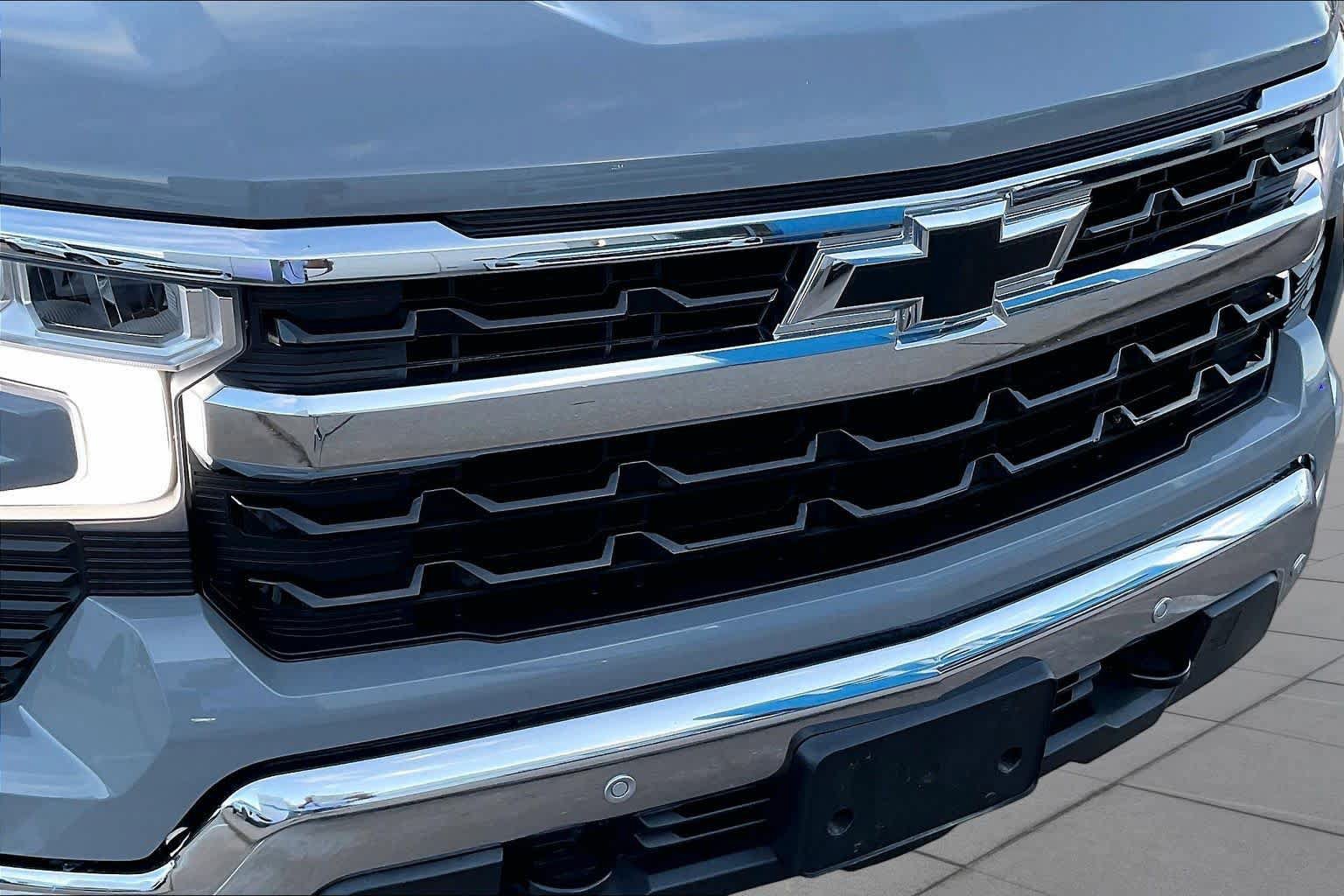 Used 2024 Chevrolet Silverado 1500 LT w/ Z71 Off-Road Package AWD/4WD image 28