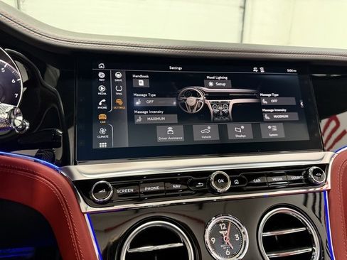 Used 2020 Bentley Continental GT image 35